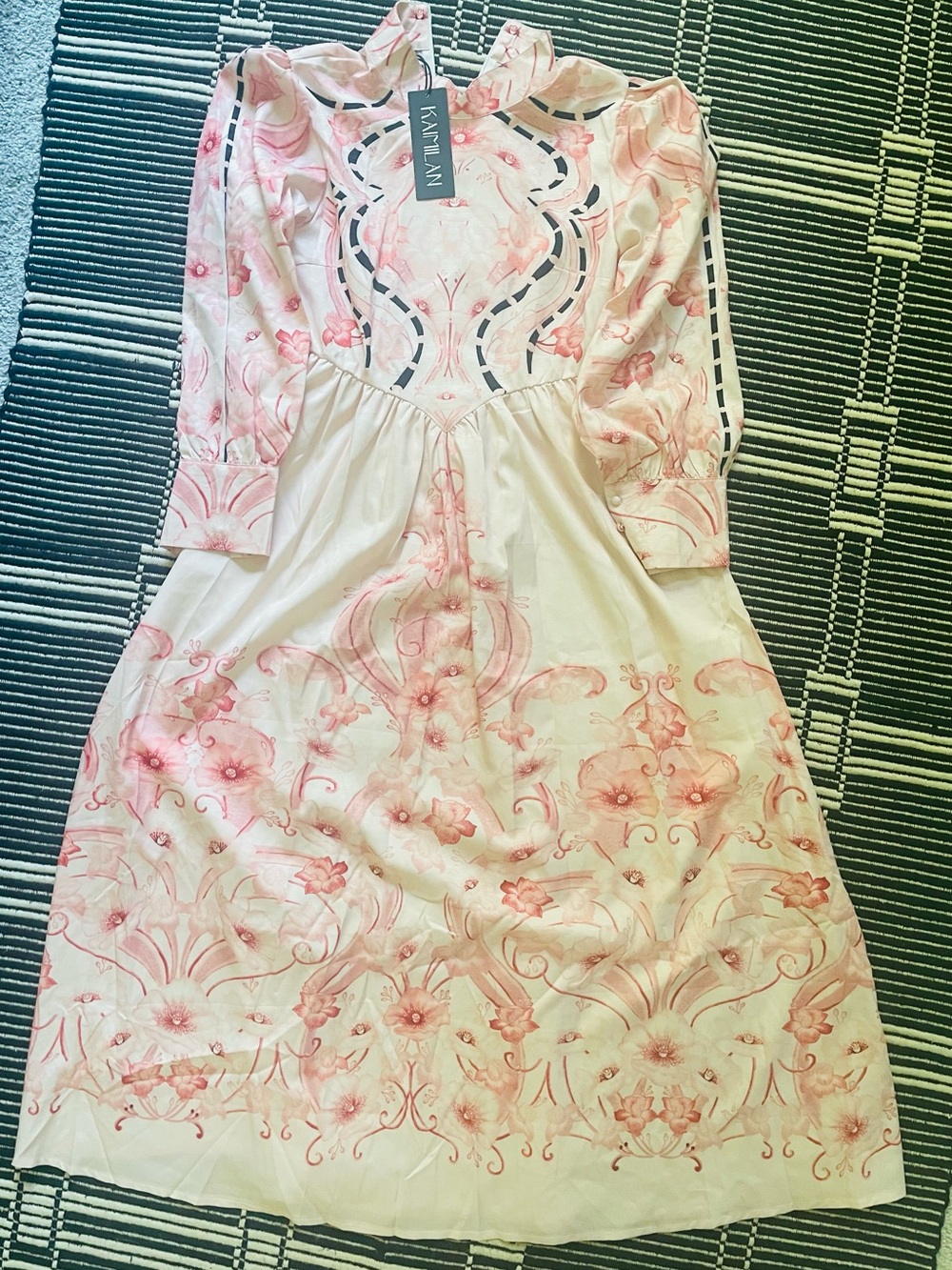 Kaimilan Pink Floral Dress